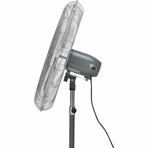 Global Industrial 30" Oscillating Pedestal Fan, 8,775 CFM, 1/3 HP, 1 Phase - Image 4